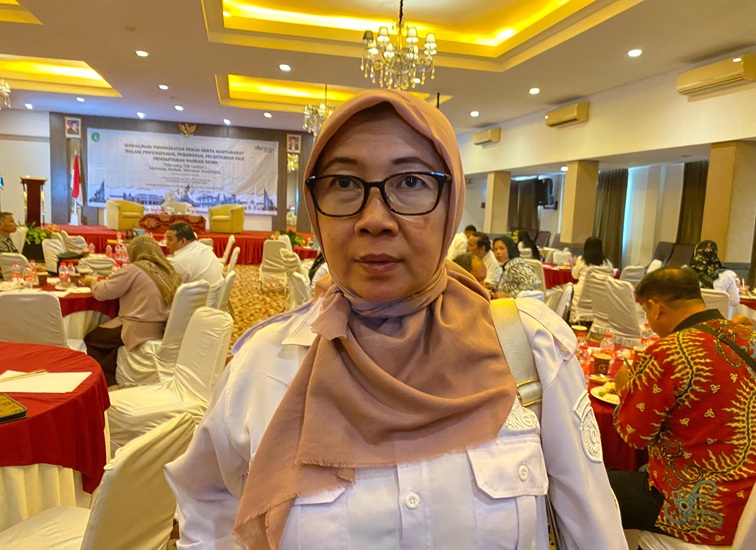 Plt Kesbangpol Kukar Rinda Desianti, Senin (6/7/2026) (Rizki/Lingkarkaltim)