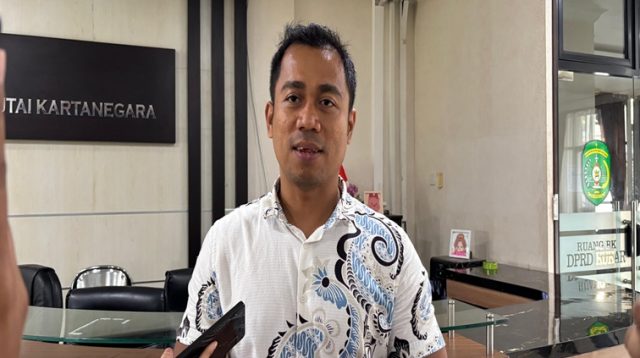 Sekretaris Fraksi PDIP DPRD Kukar Andi Faisal, Selasa (28/7/2026). (Rizki/Lingkarkaltim)