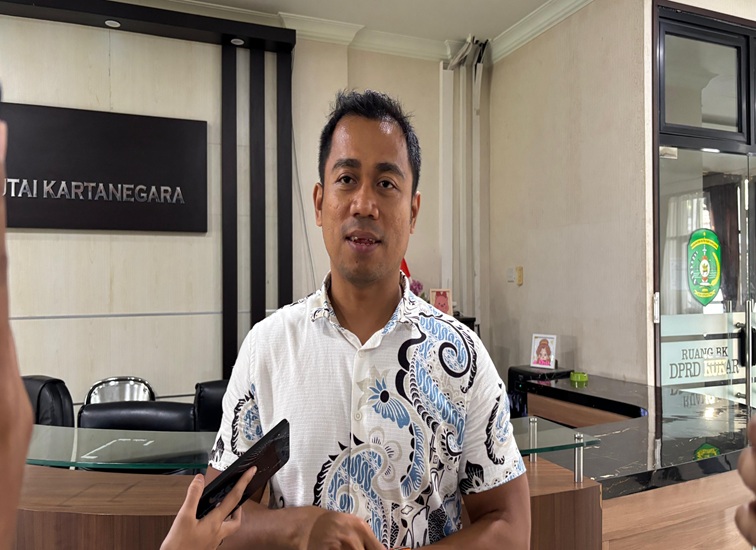 Sekretaris Fraksi PDIP DPRD Kukar Andi Faisal, Selasa (28/7/2026). (Rizki/Lingkarkaltim)