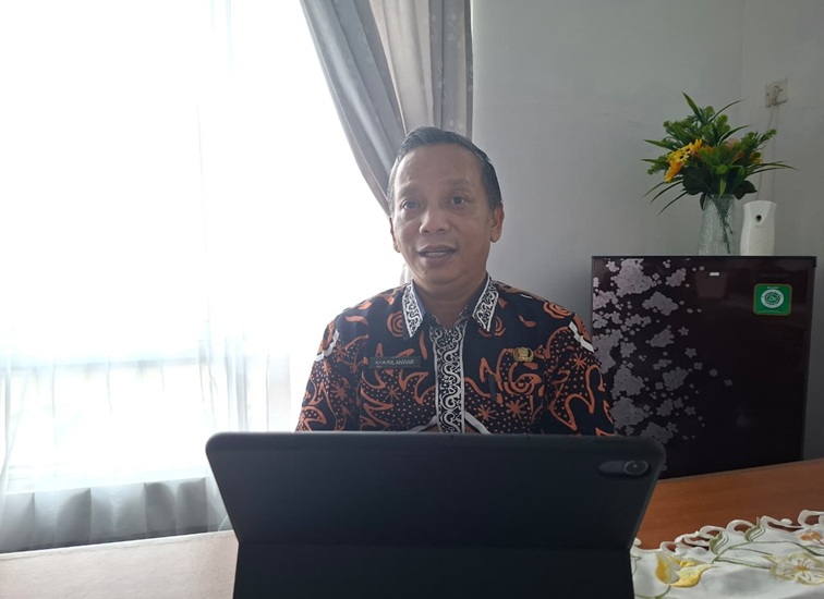 Pelaksana Harian (Plh) Kepala BPS Kukar, Khairil Anwar, Senin (13/7/26). (Dilla/lingkarkaltim)
