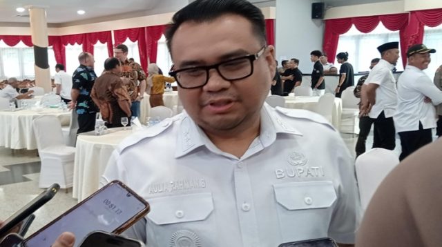 Bupati Kukar dr. Aulia Rahman Basri. (Lingkar Kaltim/M. As'ari)
