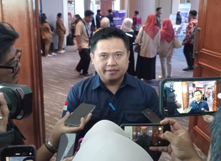 Plt. Kepala Distransnaker Kukar, Dendy Irwan Fahreza. (Lingkar Kaltim/M. As'ari)