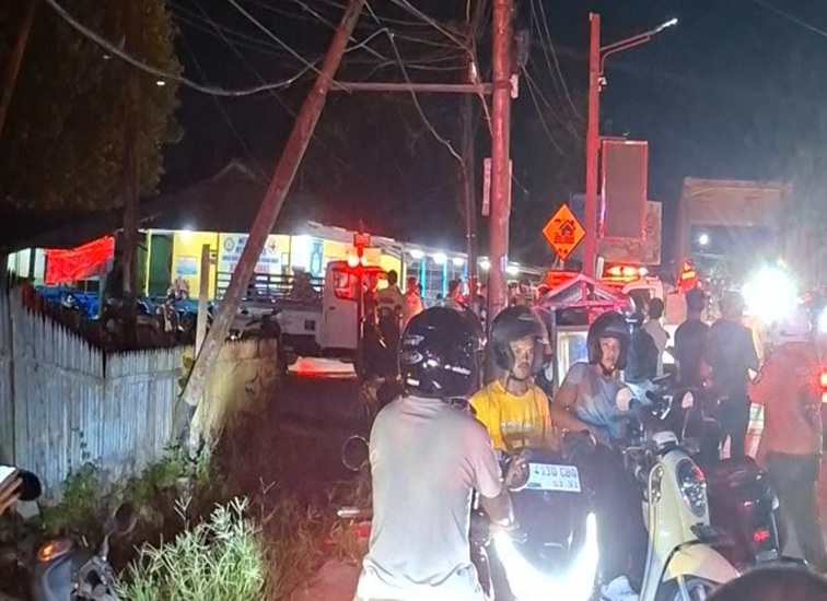 Suasana Kelurahan Baru ramai karena berita hoax, Senin (20/7/26). (Dilla/lingkarkaltim)
