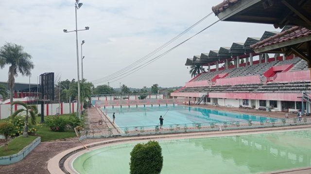 Kolam Renang Junjung Buyah. (Lingkar Kaltim/M. As'ari)