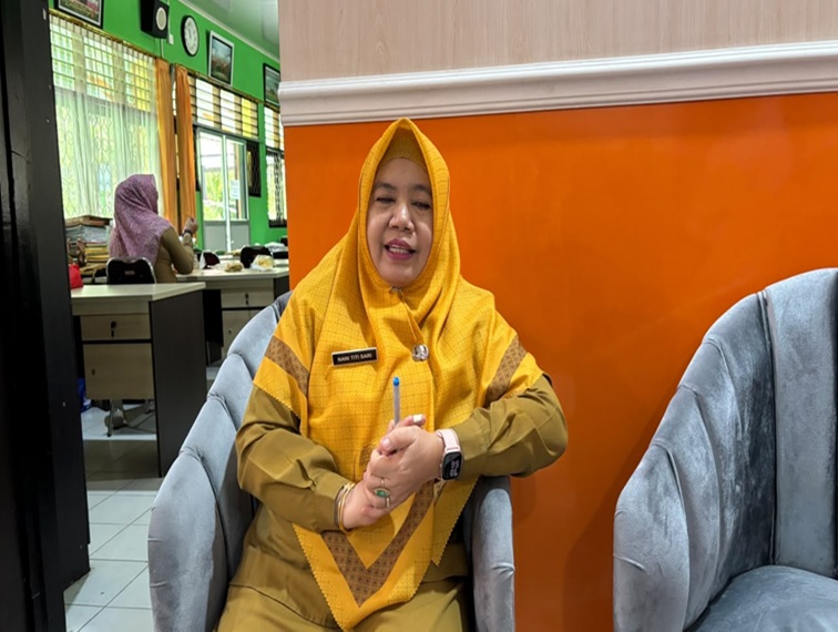 Kepala SMK N 1 Tenggarong, Nani Titi Sari, Kamis (2/7/2026) (Rizki/Lingkarkaltim)