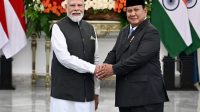 Menpora RI, Erick Thohir, mendampingi Presiden Prabowo Subianto dalam jamuan santap siang kenegaraan untuk Perdana Menteri (PM) India, Narendra Modi di Istana Negara, Jakarta, Selasa (7/7/26)