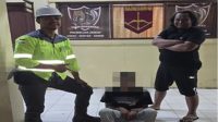 Pelaku diamankan oleh tim garangan Polsek Loa Janan, Senin (20/7/26). (Doc. Polsek Loa Janan)