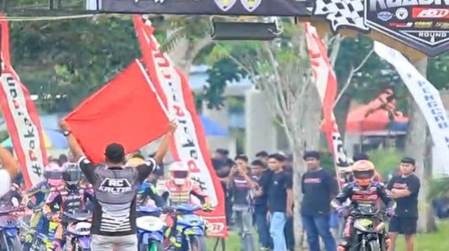 Road Race di Stadion Aji Imbut