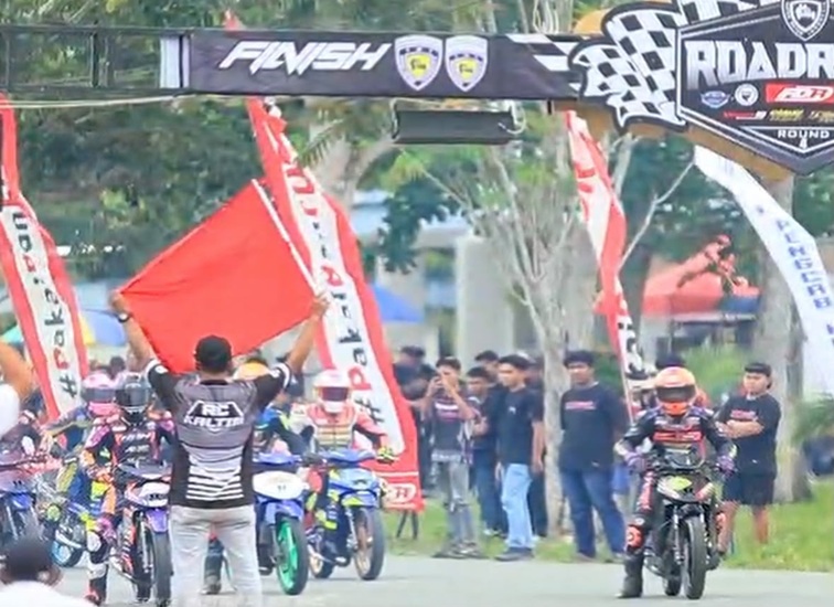 Road Race di Stadion Aji Imbut