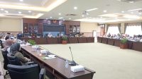 RDP DPRD Kukar bersama para Kepala Sekolah Swasta beserta pihak terkait mengenai permasalahan penyimpanan insentif guru, Rabu, (22/7/26). (M. As'ari/Lingkarkaltim)
