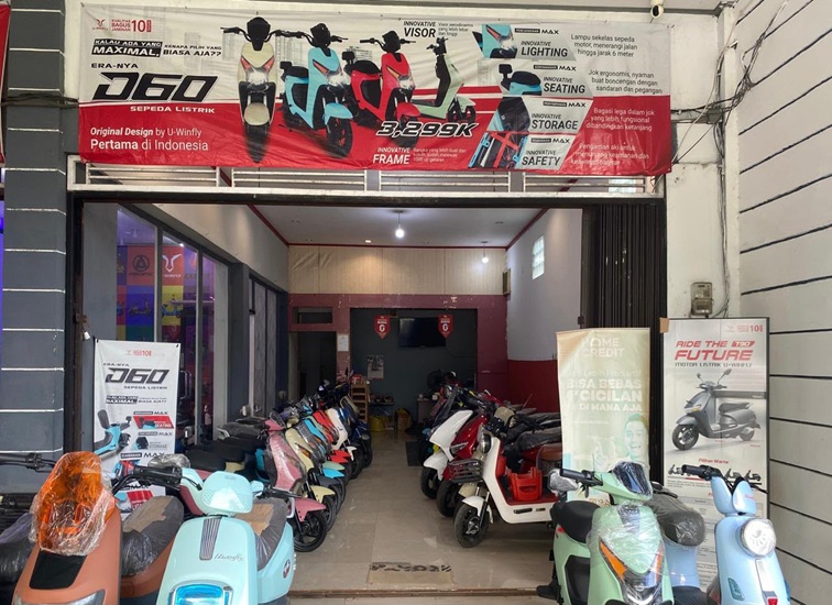 Showroom Odah Scooter Tenggarong, Kamis (9/7/2026) (Rizki/Lingkarkaltim)