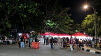 Aktivitas masyarakat saat mengunjungi SOE pada Sabtu (11/7/2026) malam Minggu. (Lingkar Kaltim/M. As'ari)