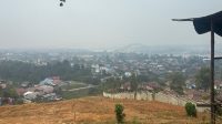 kabut asap selimuti Kecamatan Tenggarong, Senin (31/8/2026) (Rizki/Lingkarkaltim)