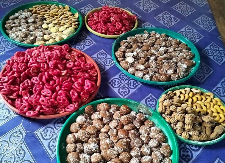 Jajanan Kue Khas Kutai yang dijual Yusnah, Jumat (28/8/26). (Doc. Yusnah)
