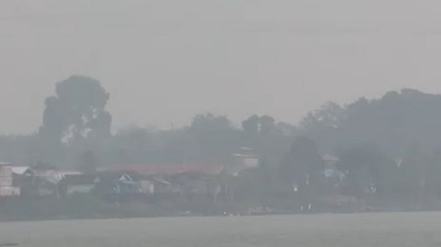 Kabut Asap di Kota Bangun, Sabtu (29/8/2026) (Rizki/Lingkarkaltim)