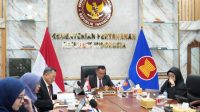 Sekretaris Jenderal Kementerian Pertahanan Republik Indonesia (Sekjen Kemhan RI) Letjen TNI Tri Budi Utomo menghadiri Pertemuan ASEAN Defence Senior Officials’ Meeting Plus (ADSOM-Plus) secara daring di kantor Kemhan, Jakarta, Kamis (27/8/2026). (Dok. kemhan.go.id)