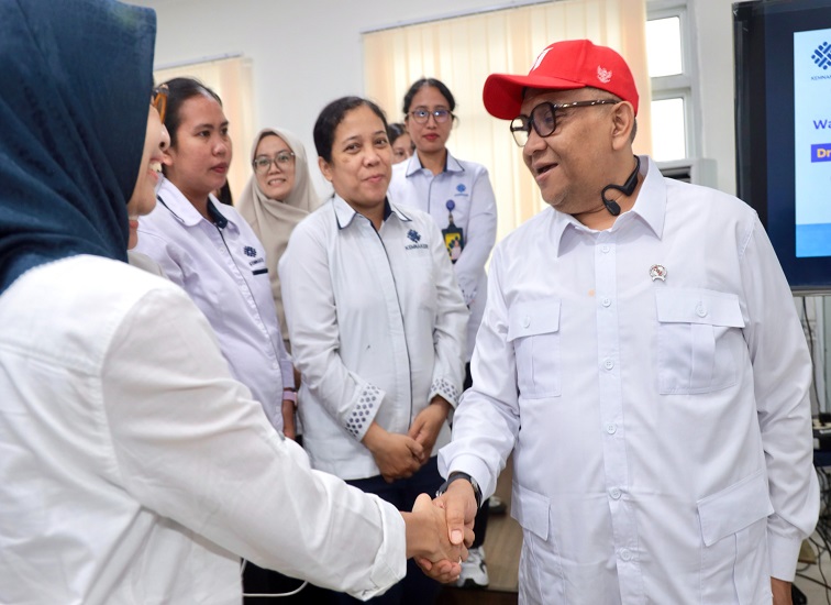 Wakil Menteri Ketenagakerjaan Afriansyah Noor saat melakukan kunjungan kerja ke Balai K3 Medan, Sumatera Utara, Kamis (20/8/2026).(Dok.Kemnaker)