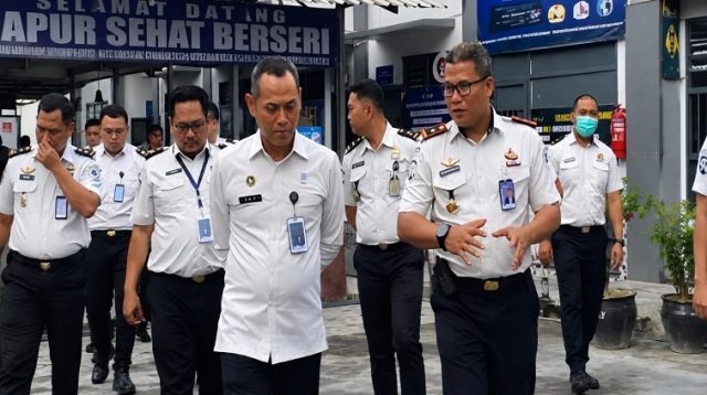 kunjungan kerja Inspektur Wilayah II Inspektorat Jenderal Kementerian Imigrasi dan Pemasyarakatan, Ian Fidihanto M., di Lapas Narkotika Kelas IIA Samarinda. Rabu (12/08/2026).