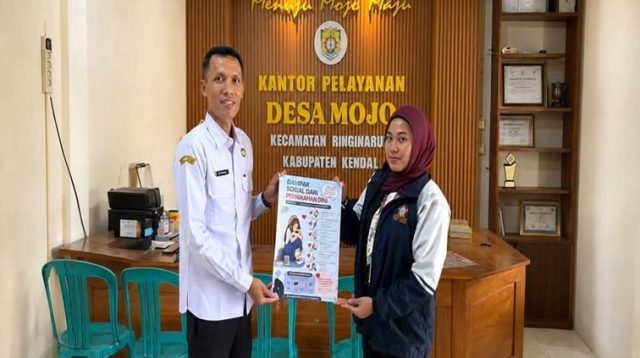 Mahasiswa KKN-R Universitas Diponegoro bangun gerakan pencegahan pernikahan dini dan stunting di Desa Mojo. (Dok. Istimewa)