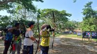 Para Atlet Panahan sedang berlatih di lapangan Jalan Gunung Sentul, Tenggarong, Rabu (26/8/26). (Dilla/lingkarkaltim).