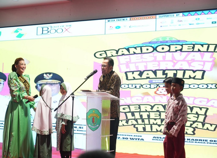 Gubernur Kaltim Dr H Rudy Mas’ud menyampaikan hal tersebut saat menghadiri Grand Opening Festival Literasi Kaltim di Aula Tower Kadrie Oening Dispora Kaltim, Minggu (30/8/2026).(Dok.Humas Pemprov Kaltim)