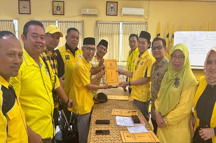 Tahapan pengambilan formulir pendaftaran, Senin (24/8/2026) (Rizki/Lingkarkaltim)