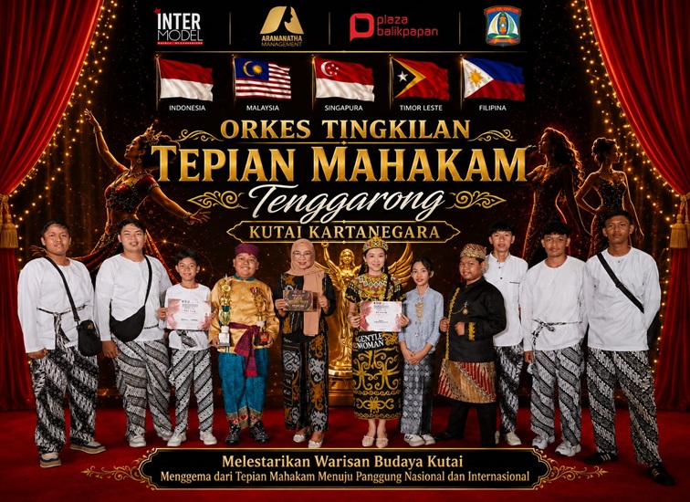 Orkes Tepian Tingkilan Tepian Mahakam asal Tenggarong, Selasa (4/8/26). (Doc. Muhammad Irwansyah)