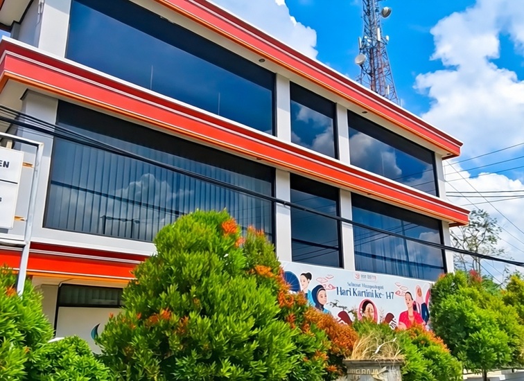 Kantor PT Tunggang Parangan, JL. Letnan Jenderal Jl. S. Parman No.43, Melayu, Kec. Tenggarong, Kabupaten Kutai Kartanegara. (Dilla/lingkarkaltim)