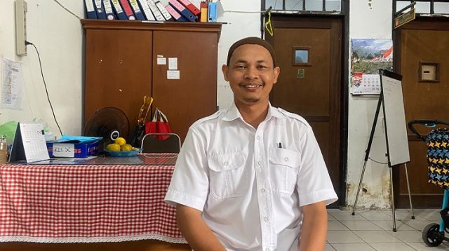 Wakil Kepala Sekolah bidang Kurikulum, Dedy Irwanto.(Far/Lingkarkaltim)