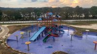 Waterboom Pulau Kumala yang masih dalam tahap penyelesaian. (Dok. Kaltimkita.com)
