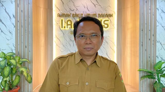 Direktur RSUD I.A. Moeis dr. Osa Rafshodia, Senin (14/9/2026). (Foto: Devi/Lingkarkaltim)