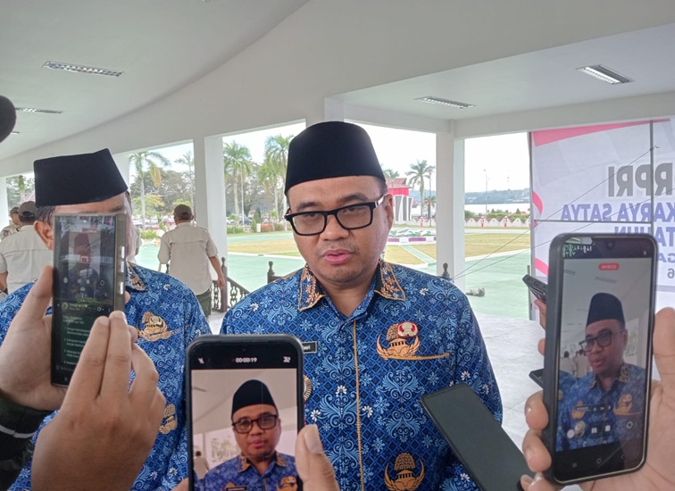 Bupati Kukar dr. Aulia Rahman Basri. (M. As'ari/Lingkarkaltim)
