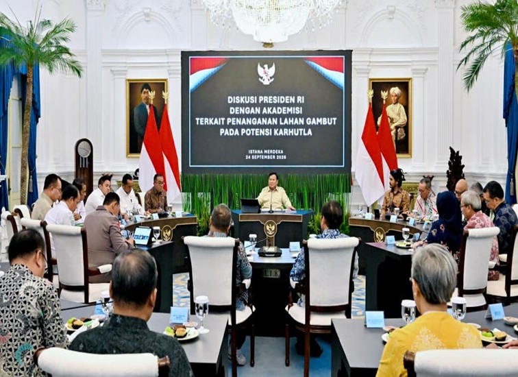 Presiden Prabowo Subianto menggelar diskusi bersama sejumlah akademisi dan pakar di Istana Merdeka, Jakarta, pada Kamis, 24 September 2026. (Foto: BPMI Setpres)