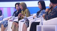 Menteri PANRB Rini Widyantini saat menjadi panelis dalam Festival Ekonomi Keuangan Digital Indonesia (FEKDI) & Indonesia Fintech Summit & Expo (IFSE) 2026, di Jakarta International Convention Center (JICC), Jakarta, Kamis (24/9/2026).