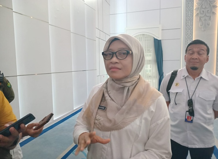 Sekretaris Daerah (Sekda) Provinsi Kaltim, Sri Wahyuni. (Devi/Lingkarkaltim)
