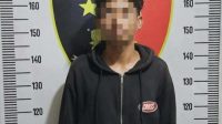 Pelaku Saat Diamankan di Polsek Tenggarong.(Dok.Polsek Tenggarong)