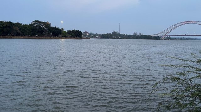 Perairan Sungai Mahakam Tenggarong, Senin (14/9/2026) (Rizki/Lingkarkaltim)