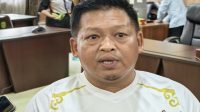 Kepala Dispora Kukar Aji Ali Husni Saat Menghadiri RDP DPRD Kukar (Hafidz/Lingkarkaltim)