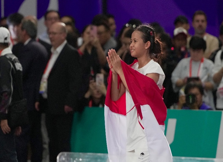 Menpora RI Erick Thohir berharap pencapaian atlet teqball Yoga Ardika dan Sumaya dapat memacu semangat kontingen Indonesia untuk menambah medali di Asian Games 2026 Aichi-Nagoya, Jepang. (Foto: kemenpora.go.id)