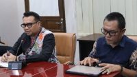 Kepala Distanak Kukar Muhammad Rifani bersama Bupati Kukar dr. Aulia Rahman Basri. (Istimewa)