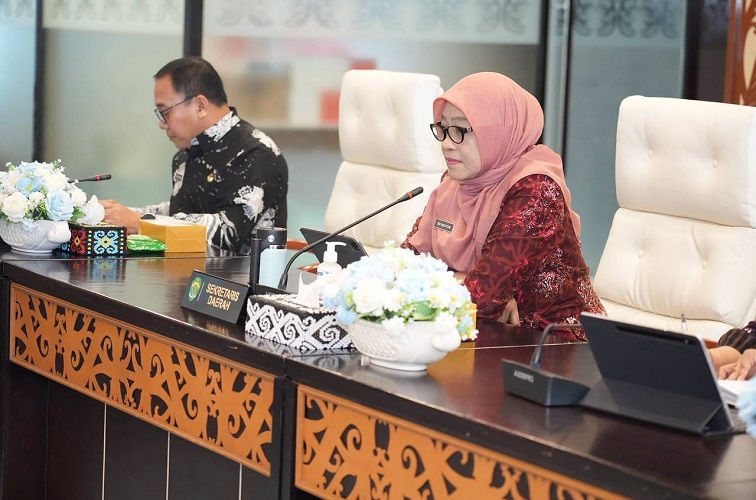 Sekretaris Daerah Provinsi Kaltim Dra Sri Wahyuni, M.PP.(Adpim Pemprov Kaltim)
