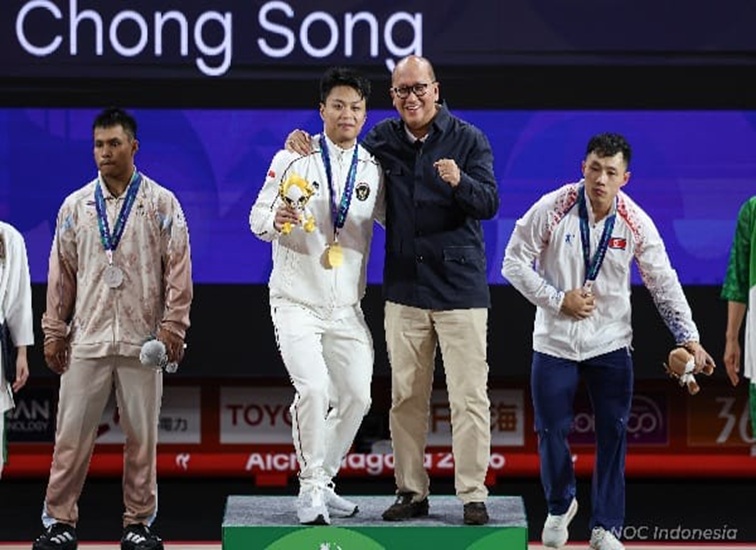 Menpora Erick Thohir mengapresiasi para ketua umum cabang olahraga (cabor) yang hadir langsung di Asian Games Aichi-Nagoya 2026. (foto: dok. NOC Indonesia)