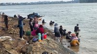 desa embalut Warga Saat Mendulang Emas di Desa Embalut, Kecamatan Tenggarong Seberang (Dok. Pemdes Embalut)