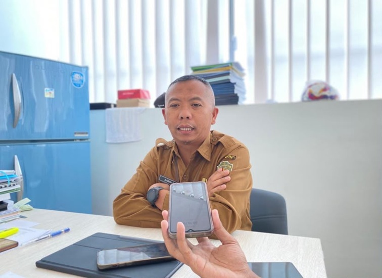 Plt Kepala Dispora Kaltim, Rasman Rading. (Devi/Lingkarkaltim)