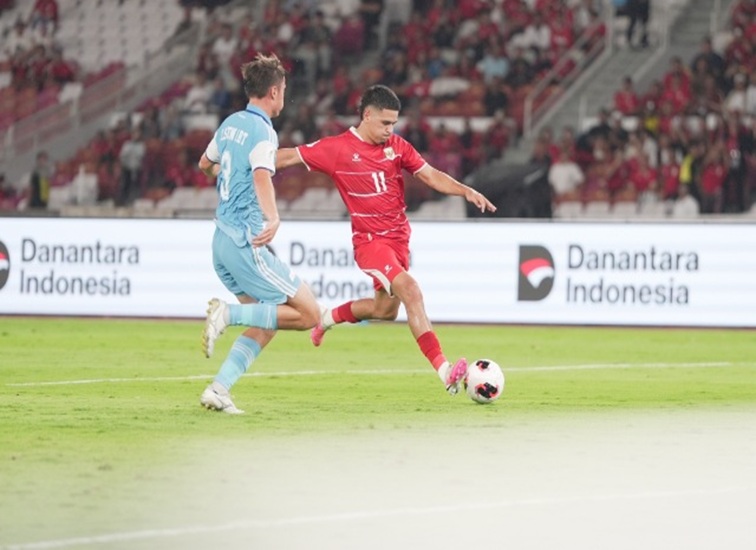 Timnas Indonesia mengawali laga perdana FIFA ASEAN Cup 2026 dengan manis setelah berhasil mengalahkan Timnas Singapura dengan skor 2-0 di Stadion Gelora Bung Karno, Jakarta, Jumat (25/9) malam. (dok. kemenpora.go.id)