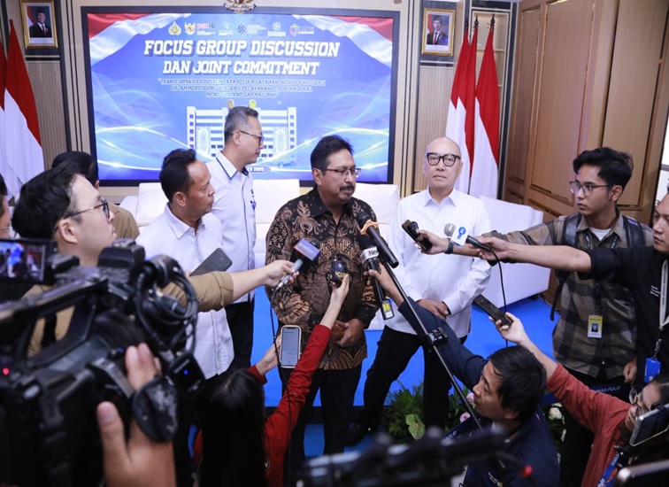 Sekretaris Jenderal Kementerian Komunikasi dan Digital (Komdigi) Dr. Ir. Ismail, M.T. (Dok. tribratanews.polri.go.id)