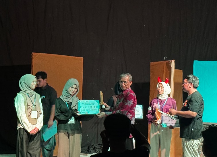 Malam apresiasi sekaligus penutupan DaFT 2026.(Nadzriel/Lingkarkaltim)