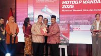 Kementerian PPN/Bappenas meluncurkan Buku MotoGP Mandalika 2025: Akselerasi Ekonomi, Citra, dan Pariwisata sekaligus menyusun Desain Besar Pengembangan Industri Olahraga Nasional di Gedung Bappenas, Rabu (30/9/26). (Dok. kemenpora.go.id)
