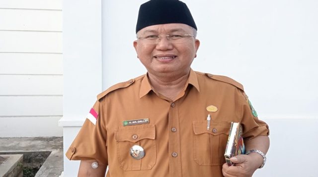 Camat Marangkayu, Ambo Dalle. (M. As'ari/Lingkarkaltim)