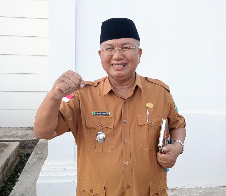 Camat Marangkayu Ambo Dalle. (M. As'ari/Lingkar Kaltim)